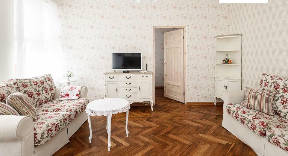 Roosi Apartment Parnu Ngoại thất bức ảnh